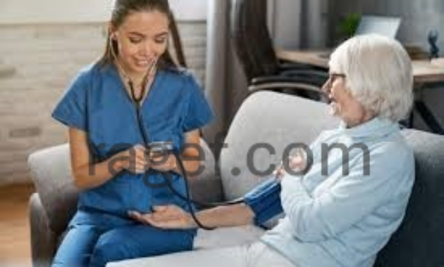 Home health RN jobs near me are the top earners in the field, especially if you’re willing to do case management or weekend on-call. You set up care plans, supervise aides, and teach families how to handle medical equipment at home. Salaries regularly hit $35–$45 an hour plus bonuses.
Home health RN jobs near me also offer the most flexibility — many nurses work three 12-hour shifts and have four days off. Humana and Baptist Health post these roles regularly, and the work feels like private-duty nursing without the hospital politics.