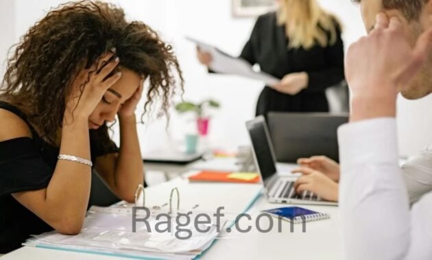 micromanagement-destroying-trust-and-satisfaction